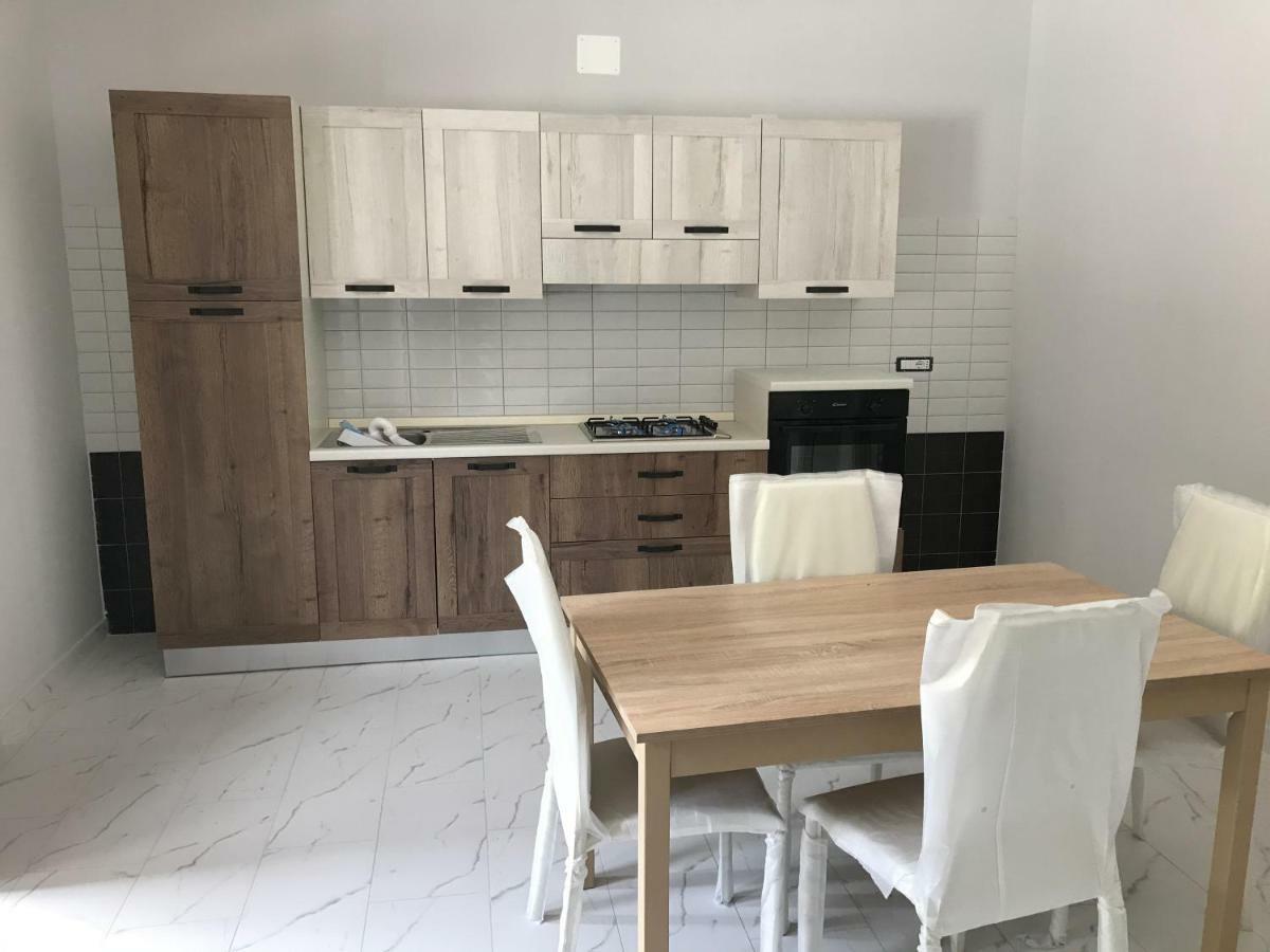 A Casa Di Laura B&B Apartments 캄파냐 외부 사진